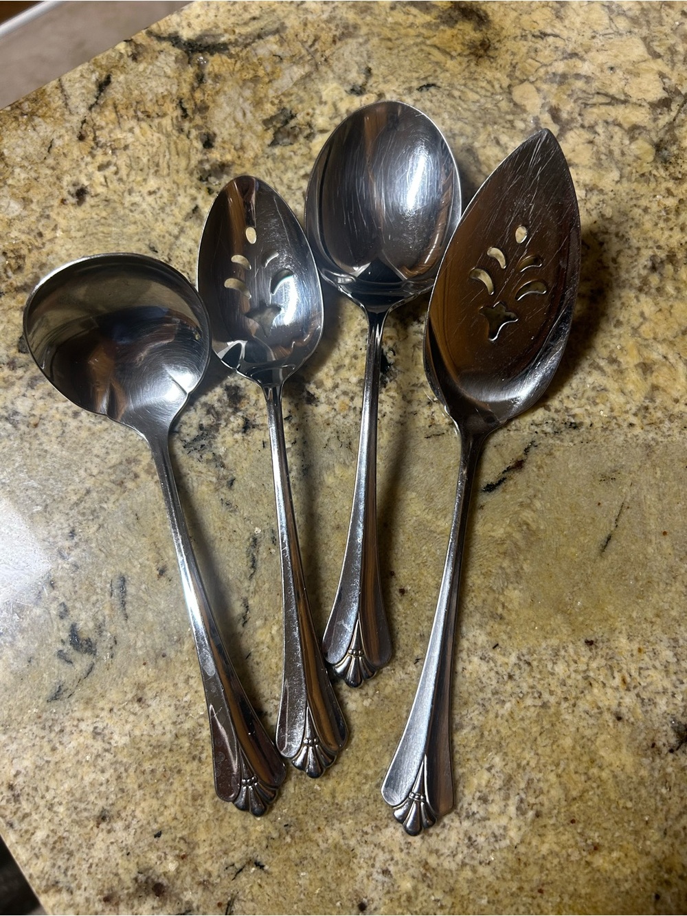Oneida Royal Flute Stainless Steel Serving Utensil Set - Silver